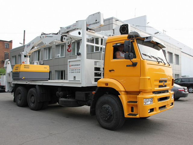 Шасси КАМАЗ 6520 с колесной формулой 6х4